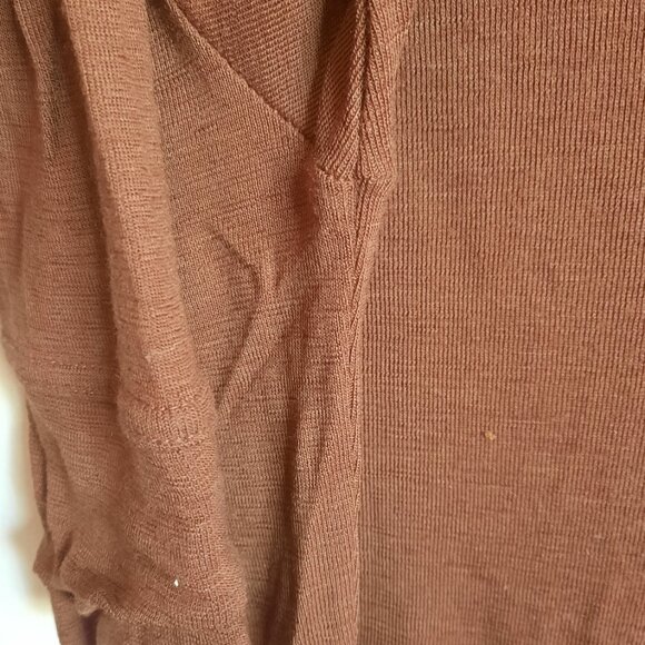 Simply Merino turtleneck size xlarge in nutmeg - Picture 9 of 12